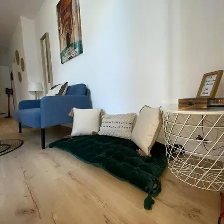 L'oriental Du V.e.l.p.a.u Apartment *